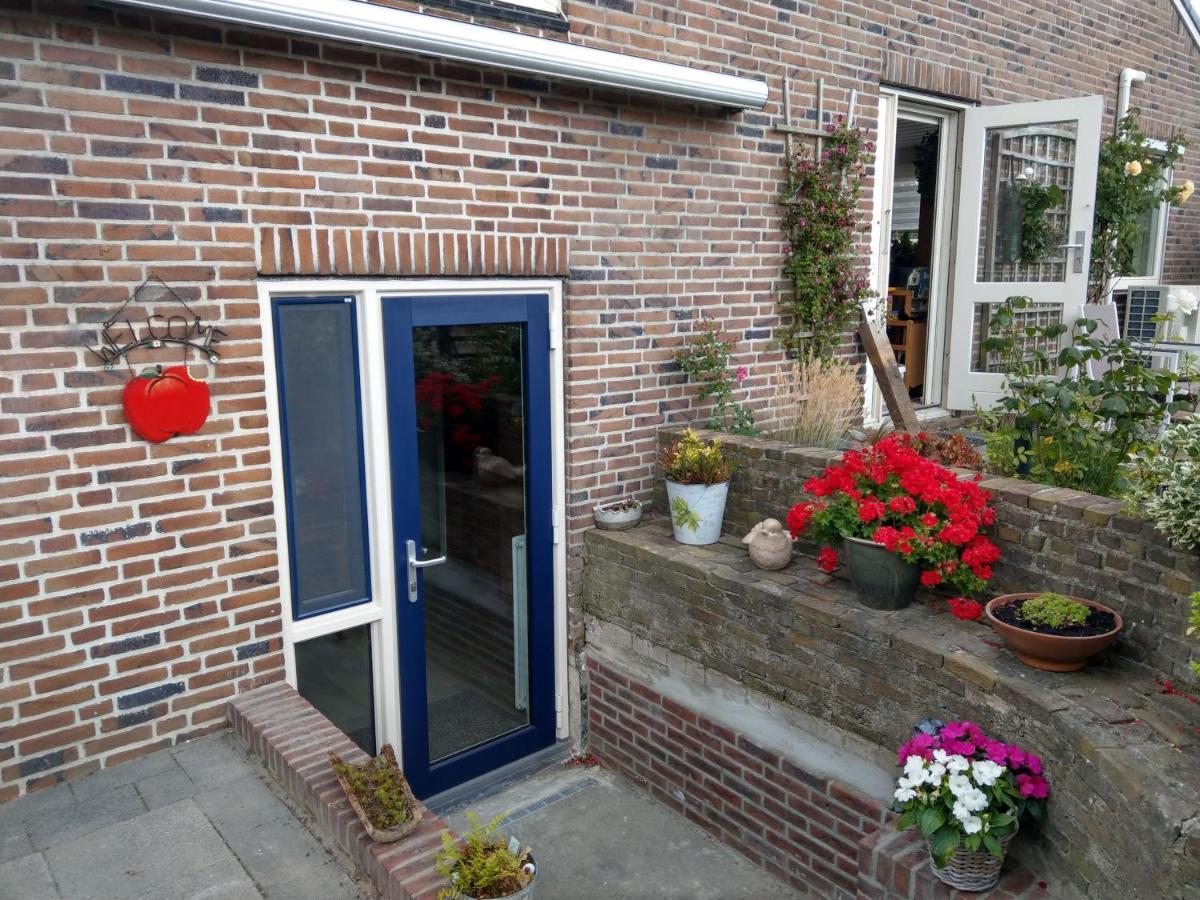 B&B De Blauwe Tulp Noord-Scharwoude Extérieur photo