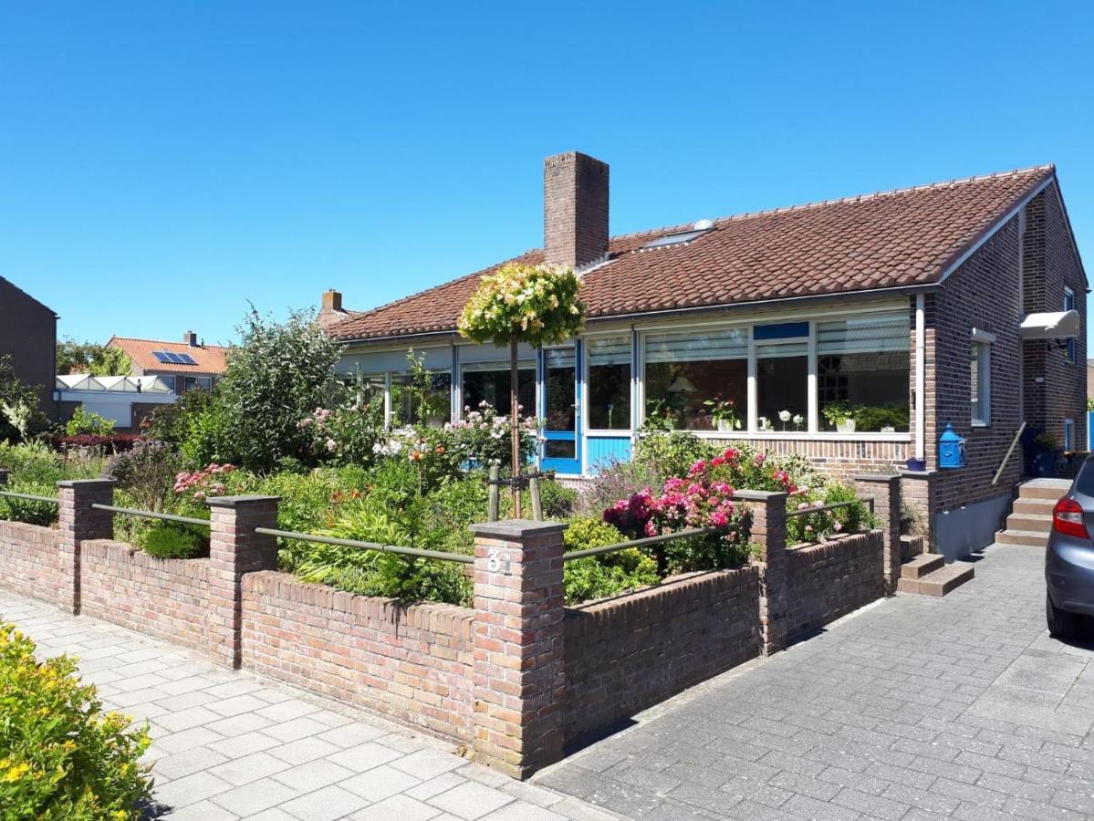 B&B De Blauwe Tulp Noord-Scharwoude Extérieur photo